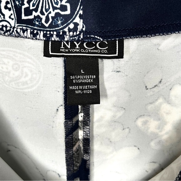 NEW York Clothing Co. Blue Floral and Paisley Print Skirt, Size Large- NWT - Picture 5 of 5